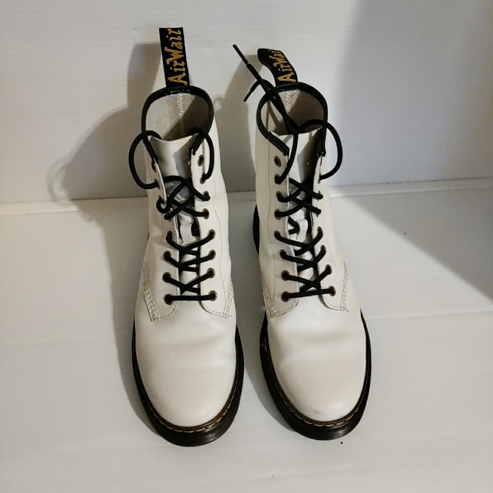 Dr Martens White Air Wair Combat BOOTS Womens 10 Lace-up Ankle AW004 ZAVALA - Picture 1 of 8